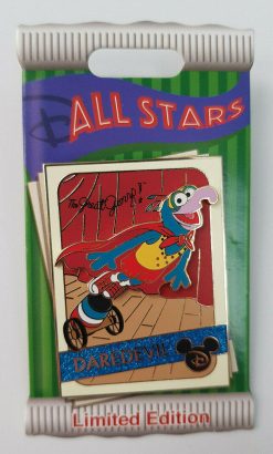 Disney Parks Muppets Gonzo Daredevil Trading Cards Pin Trading Badge