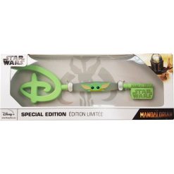 Disney Star Wars Mandalorian Yoda 2020 Store Opening Key USA Version DAMAGED BOX