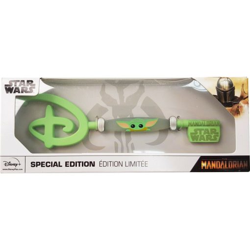 Disney Star Wars Mandalorian Yoda 2020 Store Opening Key USA Version DAMAGED BOX