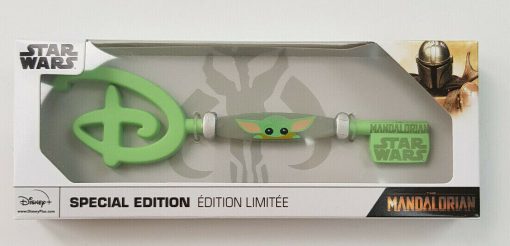 Disney Star Wars Mandalorian Yoda Store Opening Key 2020 US Version Boxed USA Version