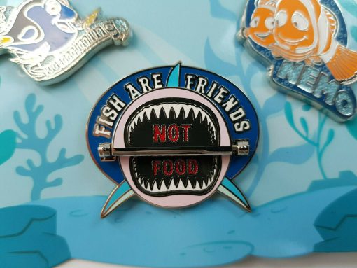 Disney Store Finding Nemo 3 Pin Trading Badge