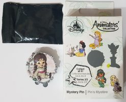 Disney Store Mulan Animators Series 2 Mystery Pin Trading Badge