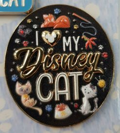 Disney Store Pets Collection I Love My Cat Pin Trading Badge