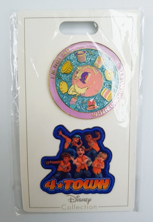 Disney Store Turning Red Pin Badge & Fabric Patch UK Exclusive