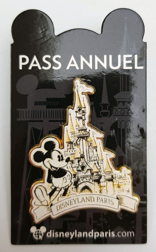 Disneyland Paris Castle & Mickey Mouse Annuel Pin Trading Badge