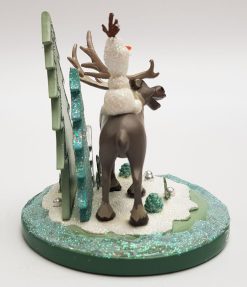 Disneyland Paris Frozen Sven Olaf Christmas Decoration Figurine Ornament