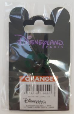 Disneyland Paris Little Mermaid Ursula Glow In The Dark Pin Trading Badge