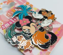 Disneyland Paris Minnie Mouse Its A Small World Pin Trading Badge