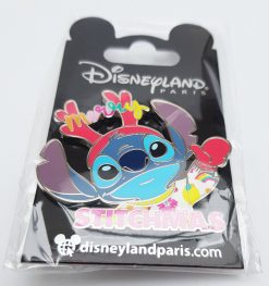 Disneyland Paris Stitch Merry Stitchmas Pin Trading Badge