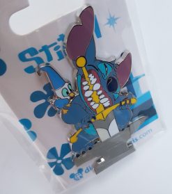 Disneyland Paris Stitch Sword In The Stone Pin Trading Badge